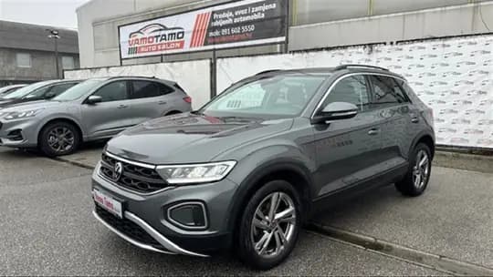 VW T-Roc 1.5 TSI DSG, 150KS, Virtual, LED, Kam. ACC, Servisna, U PDV-u