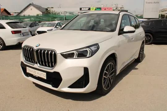 BMW X1 xDrive 23i M-paket AUTOMATIK *HEAD UP,LED,NAVIGACIJA,KAMERA*