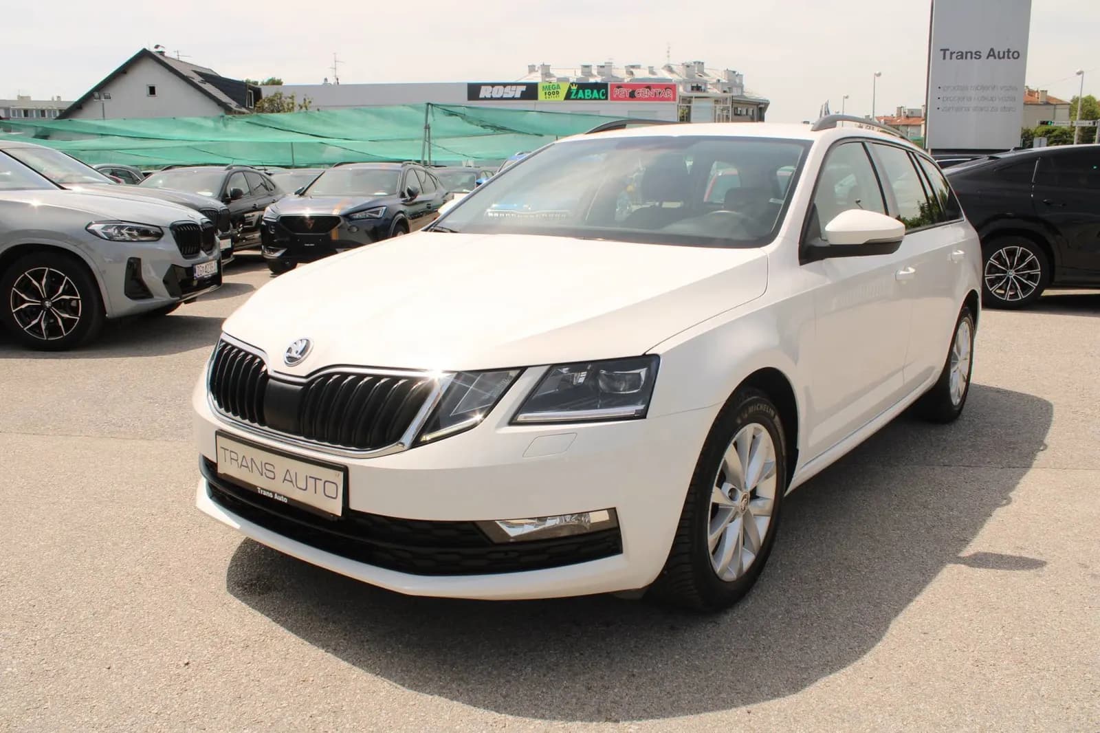 Škoda Octavia Combi 1.6 TDi *LED, NAVIGACIJA*