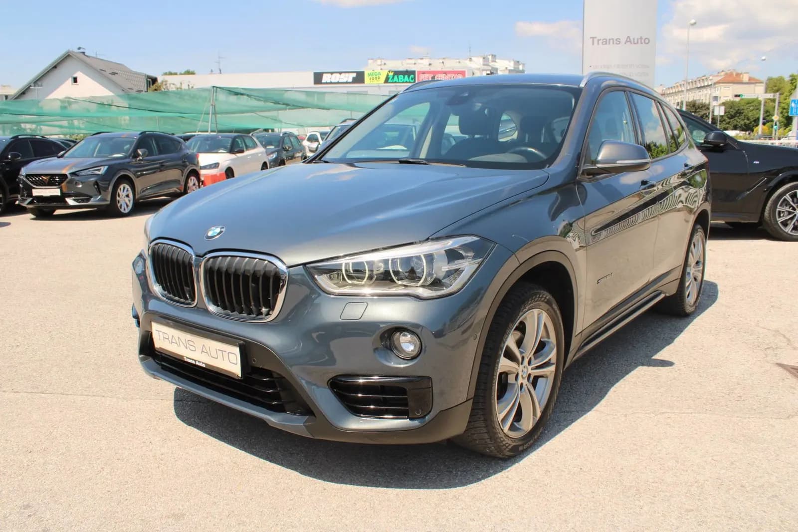 BMW X1 18d AUTOMATIK *LED, NAVIGACIJA, KAMERA*