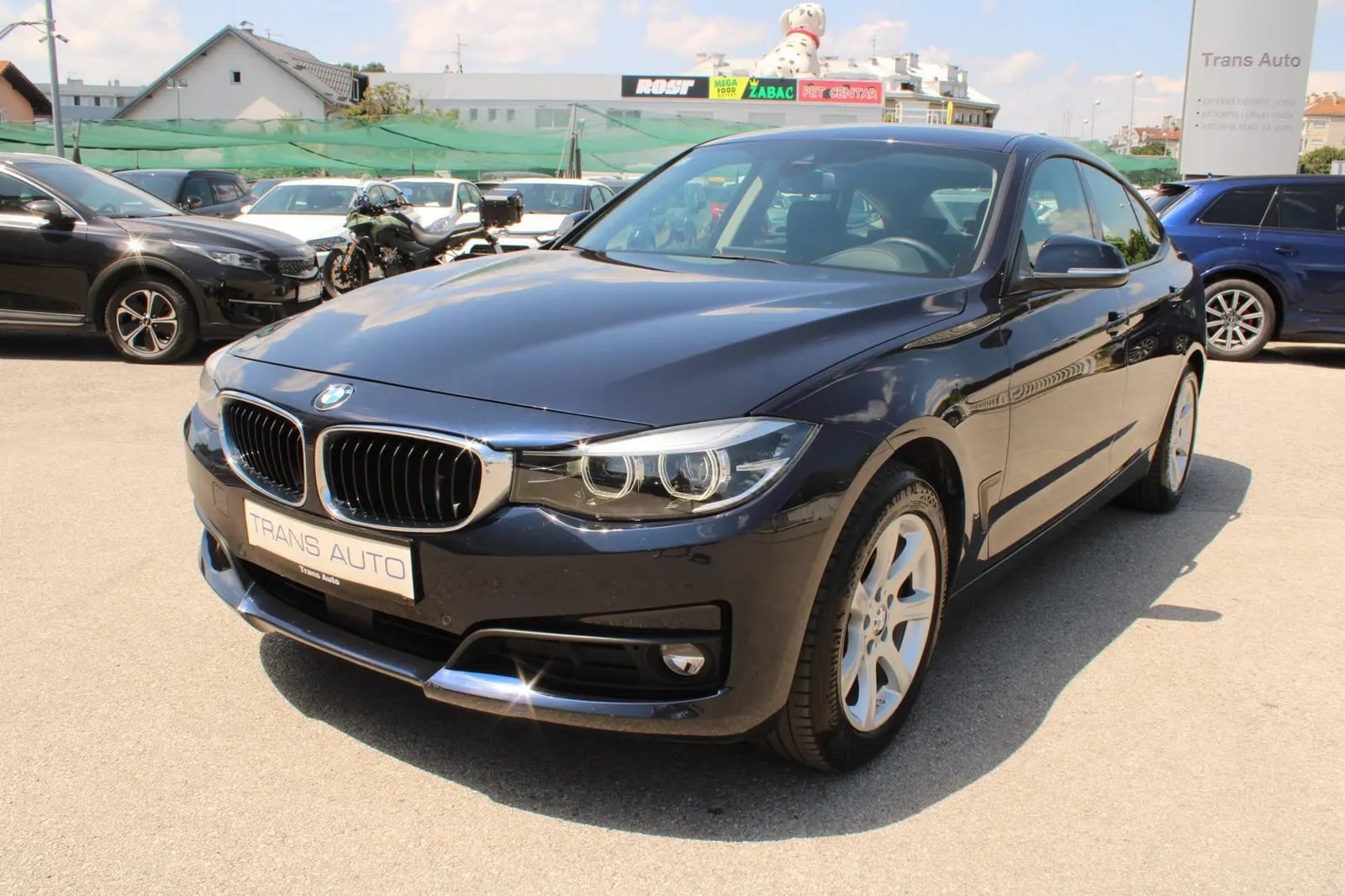 BMW 320