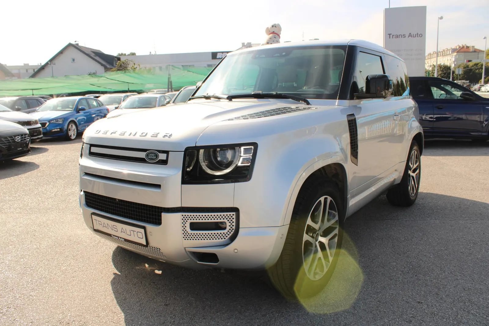 Land Rover Defender