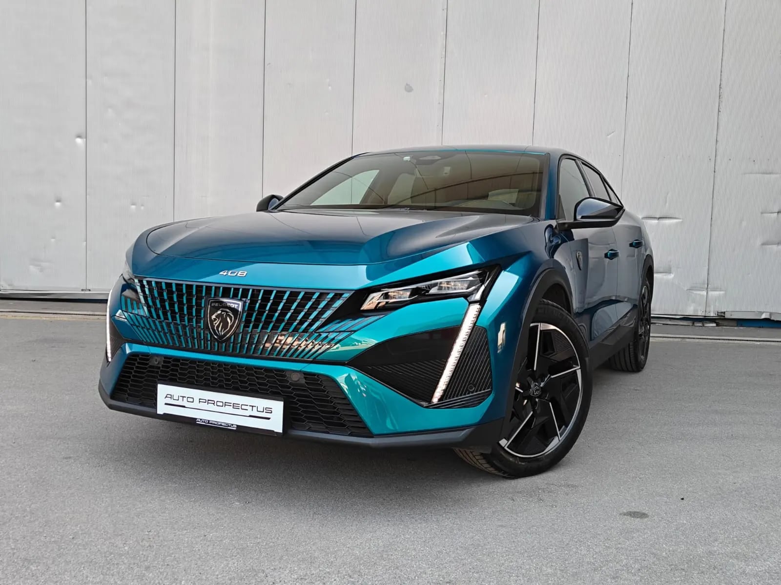 Peugeot 408