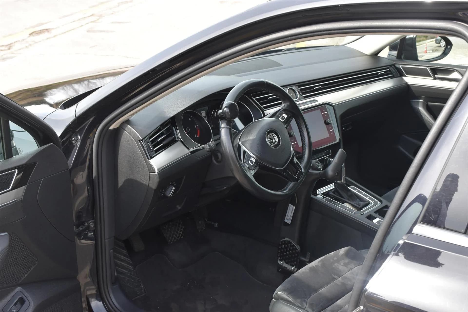 Autoškola 'Zeleni val' prilagodila vozilo za osobe s invaliditetom sredstvima Šibensko-kninske županije
