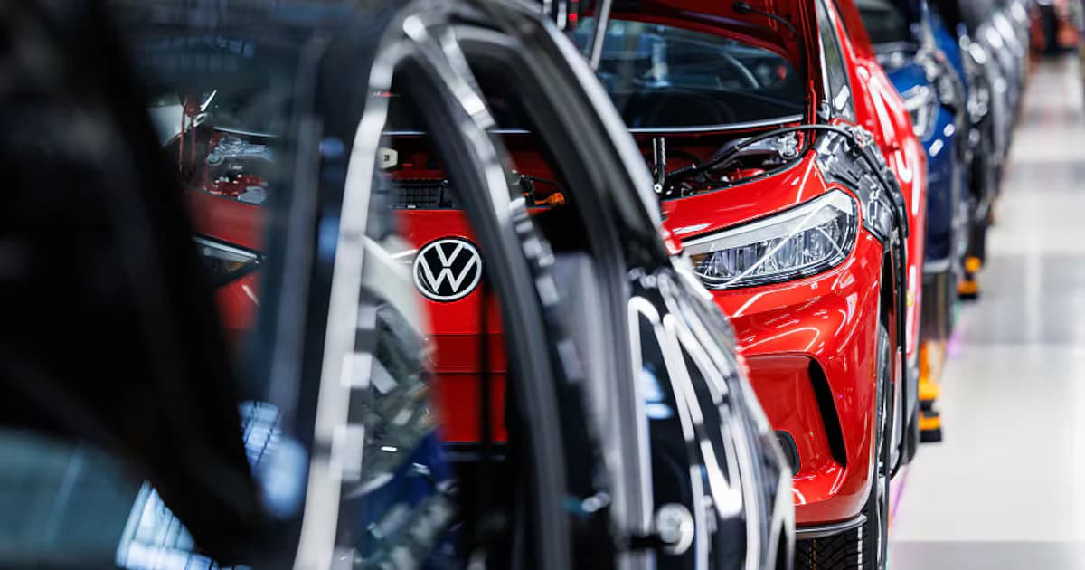 Globalni proizvođači automobila suočeni s gubicima od 70 milijardi dolara zbog smanjenja ulaganja u električna vozila