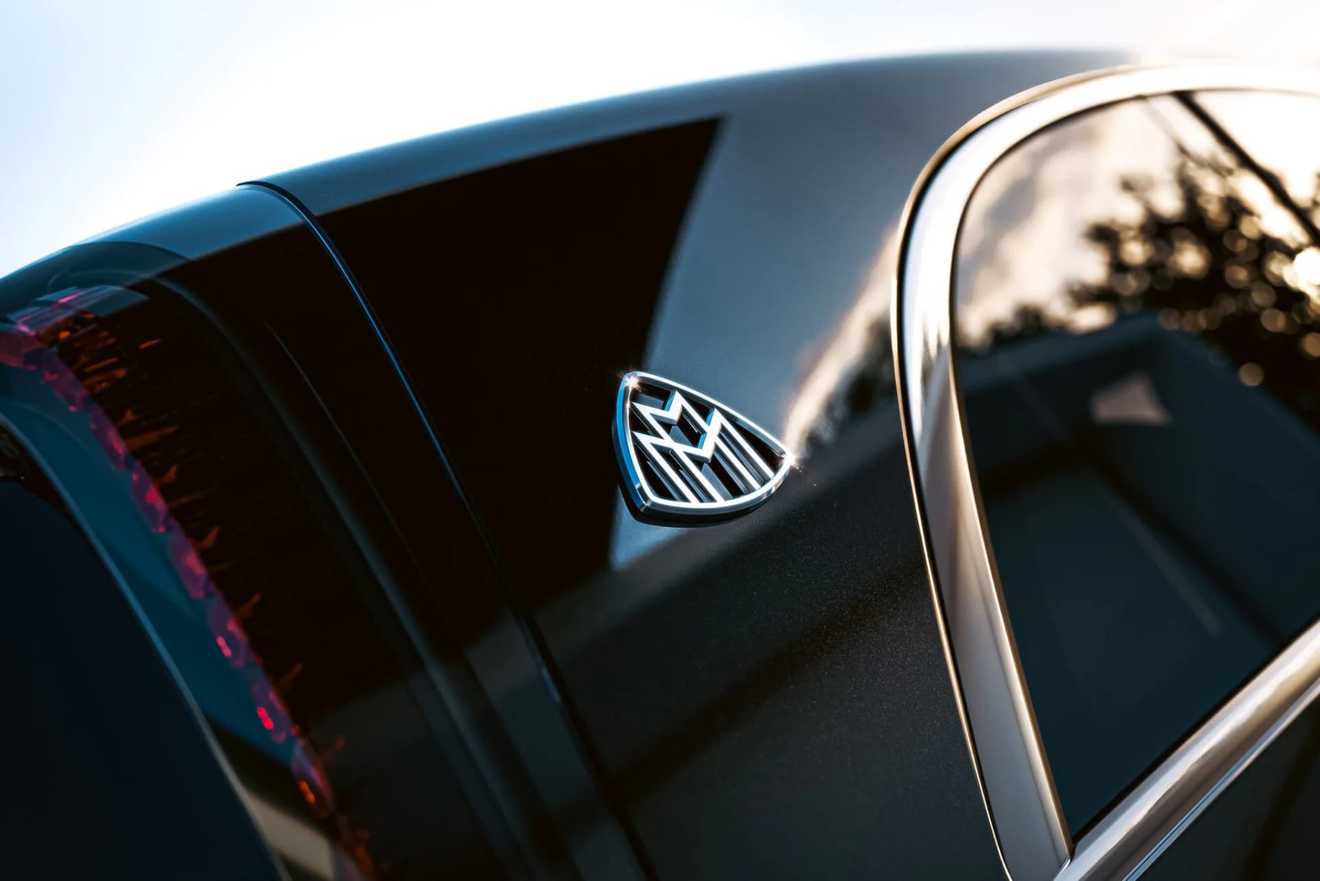 Mercedes-Maybach predstavlja novu luksuznu limuzinu VLS Grand Limousine