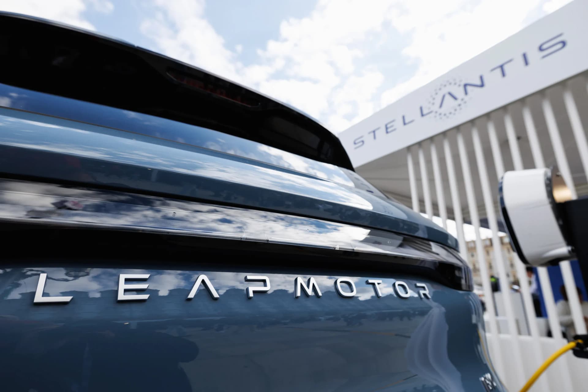 Stellantis razmatra kinesku EV tehnologiju za pristupačne automobile u Europi