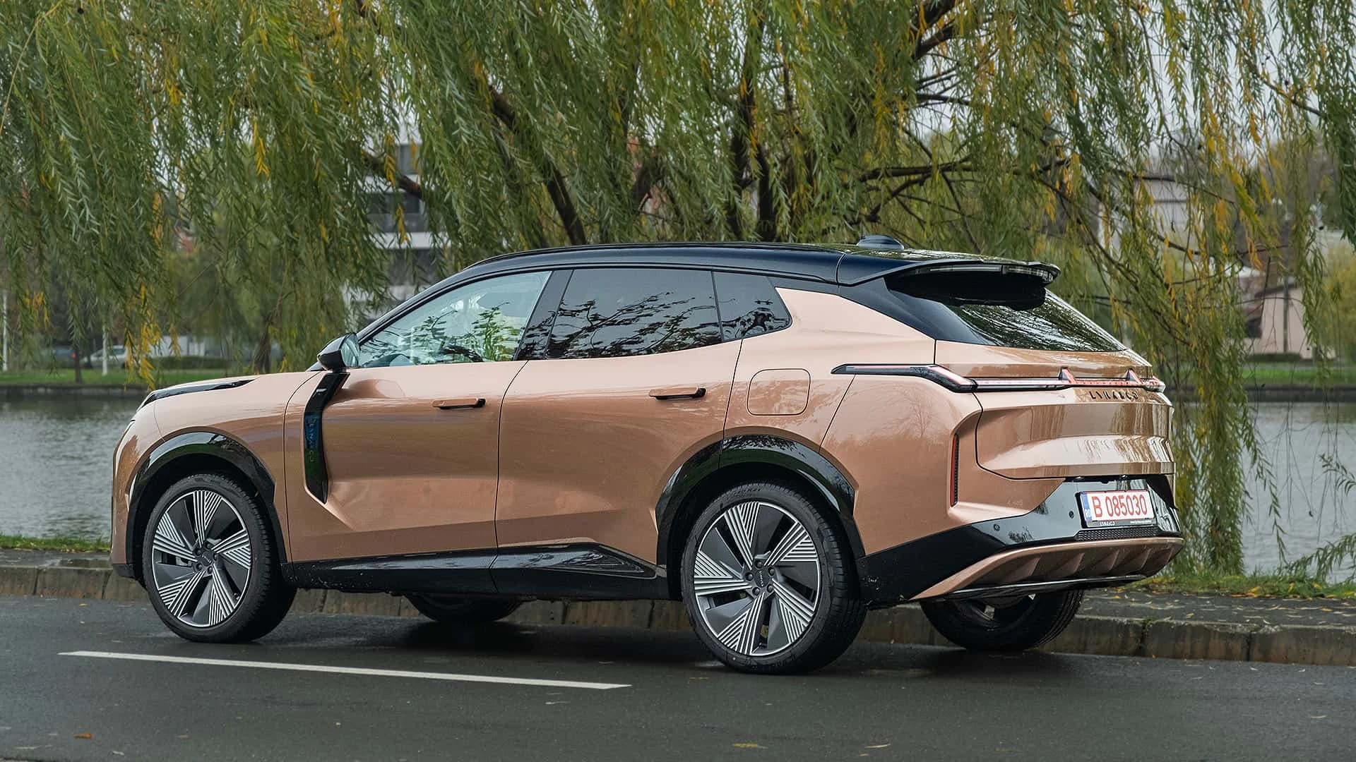 Američki senator Bernie Moreno poziva na strožu zabranu kineskih automobila, naziva ih 'kancerom'