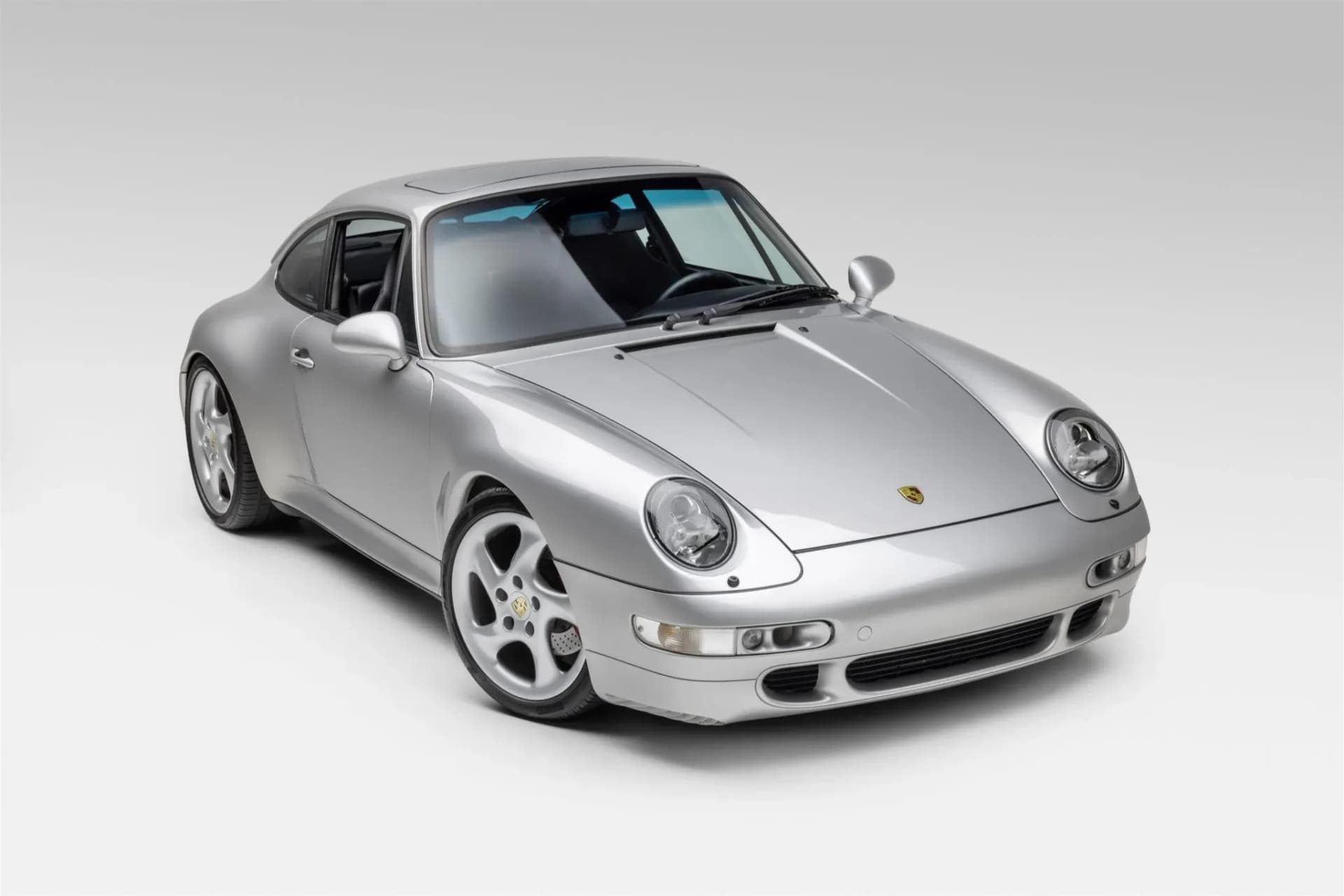 Porsche 911 Carrera 4S Coupe iz 1997. na aukciji