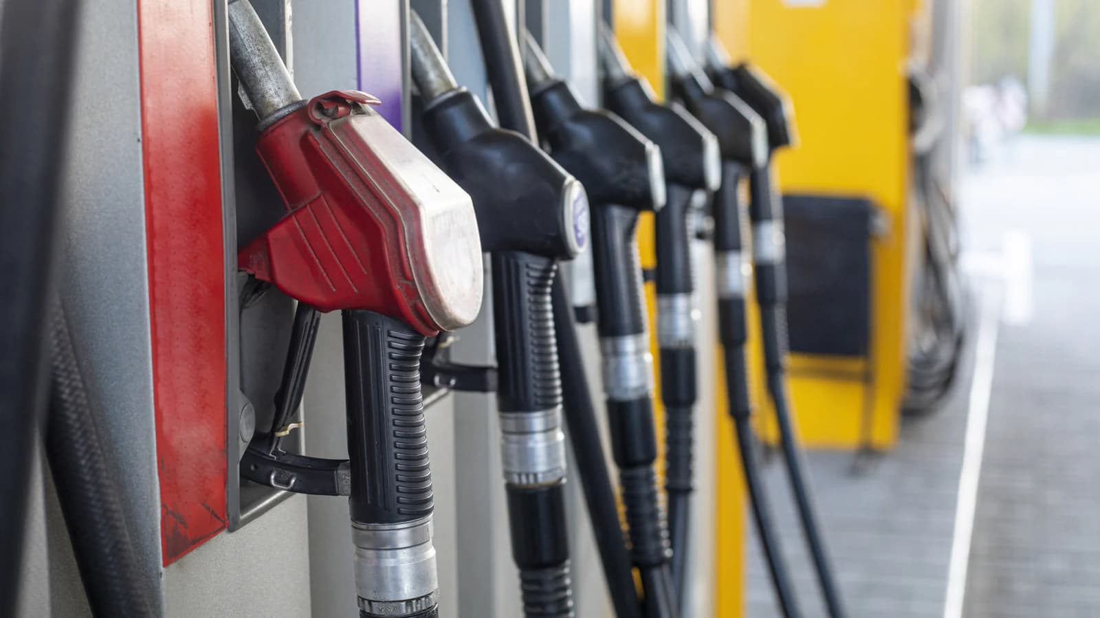 Automobili koji nikada nisu proizveli dizelski motor