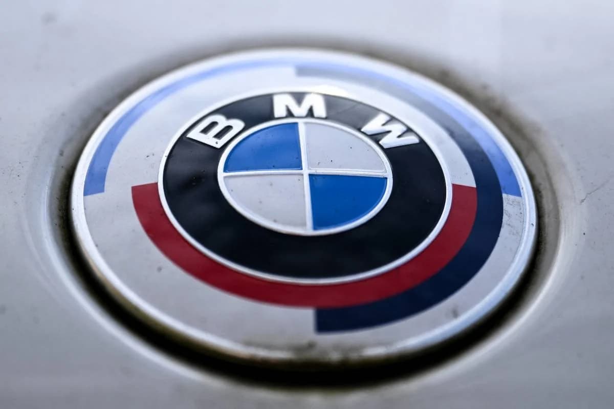 BMW uvjeren u ispravnost strategije unatoč upozorenju o dobiti i padu dionica