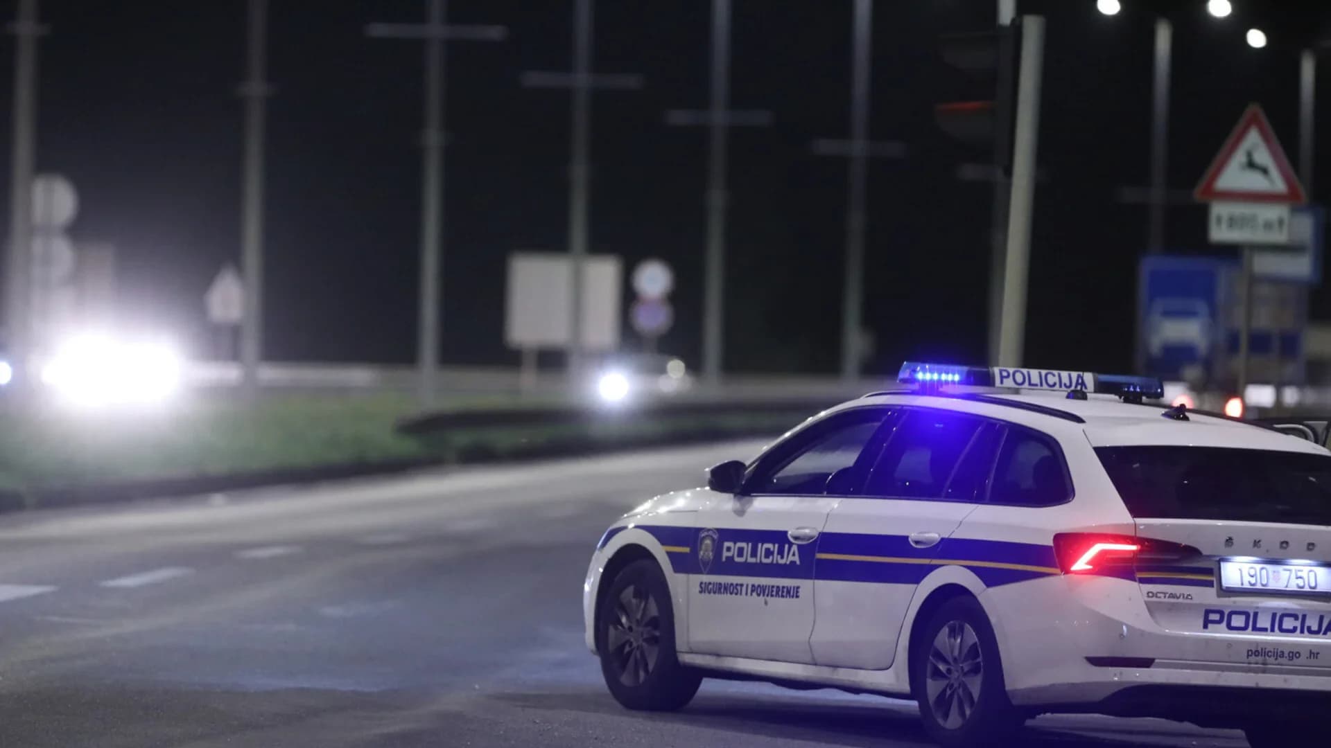 Drama na A1: Interventna jedinica uhitila dvojicu zbog droge kod Skradina