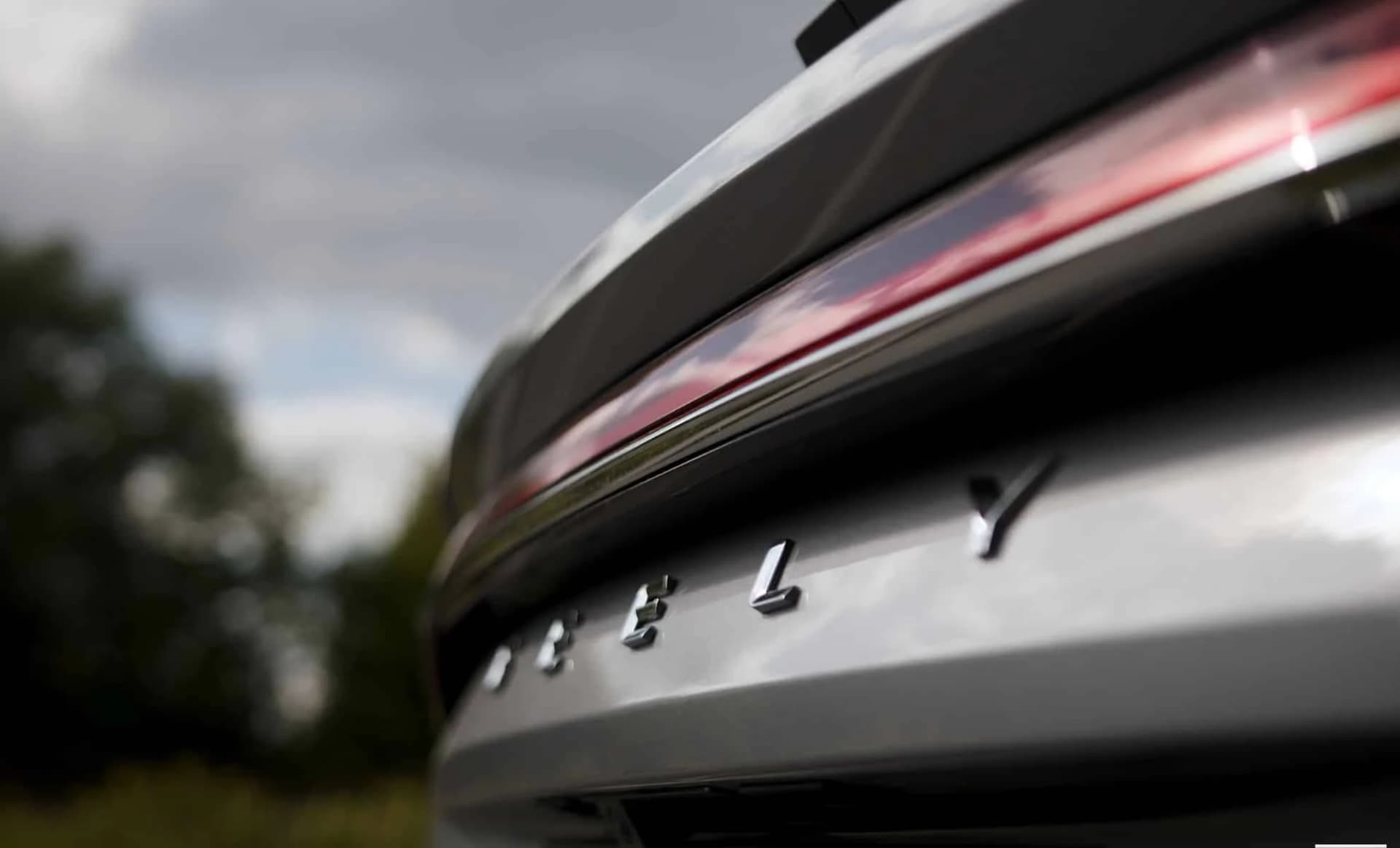 Geely Holding: Kineski automobilski div s potencijalnim ključem za američko tržište