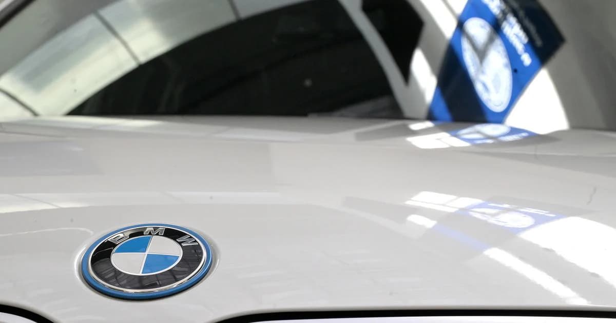 BMW-om izvodio vratolomije na travi u Zagrebu, dobio prijavu od 4000 eura i ostao bez auta