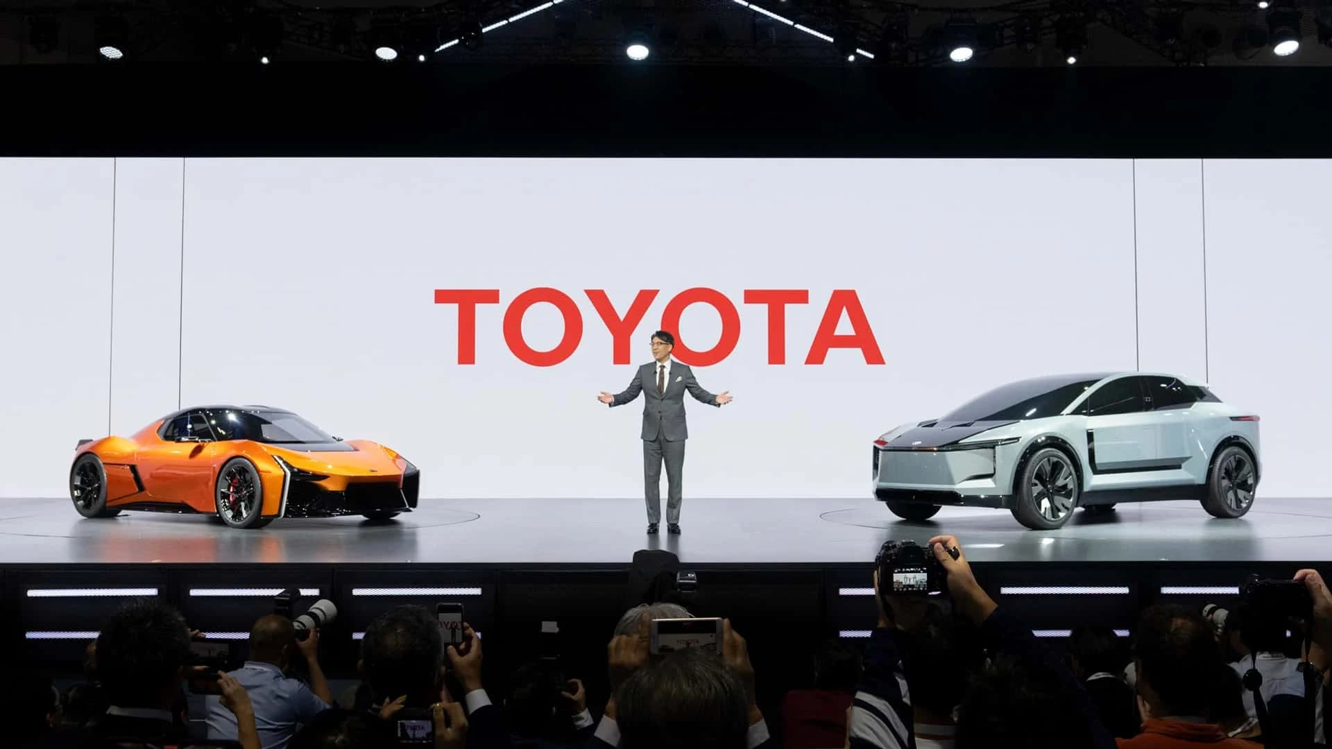 Šef Toyote predlaže suradnju japanskih proizvođača za borbu protiv kineskih EV-a