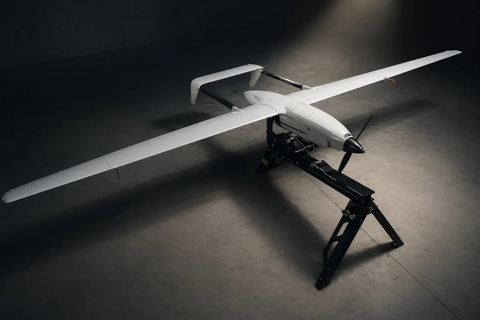 Francuska automobilsku industriju usmjerava prema proizvodnji vojnih dronova