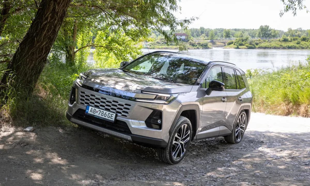 Toyota RAV4 nove generacije pod lupom: Hoće li hibridna tehnologija zadržati reputaciju pouzdanosti?