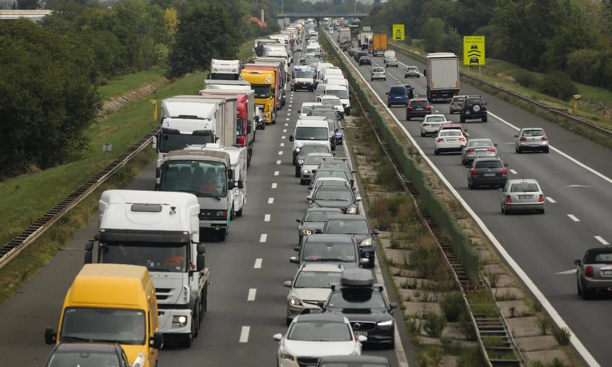 Zaboravili ste prijaviti vozilo prije ulaska na autocestu? Evo kako izbjeći kaznu po novom sustavu