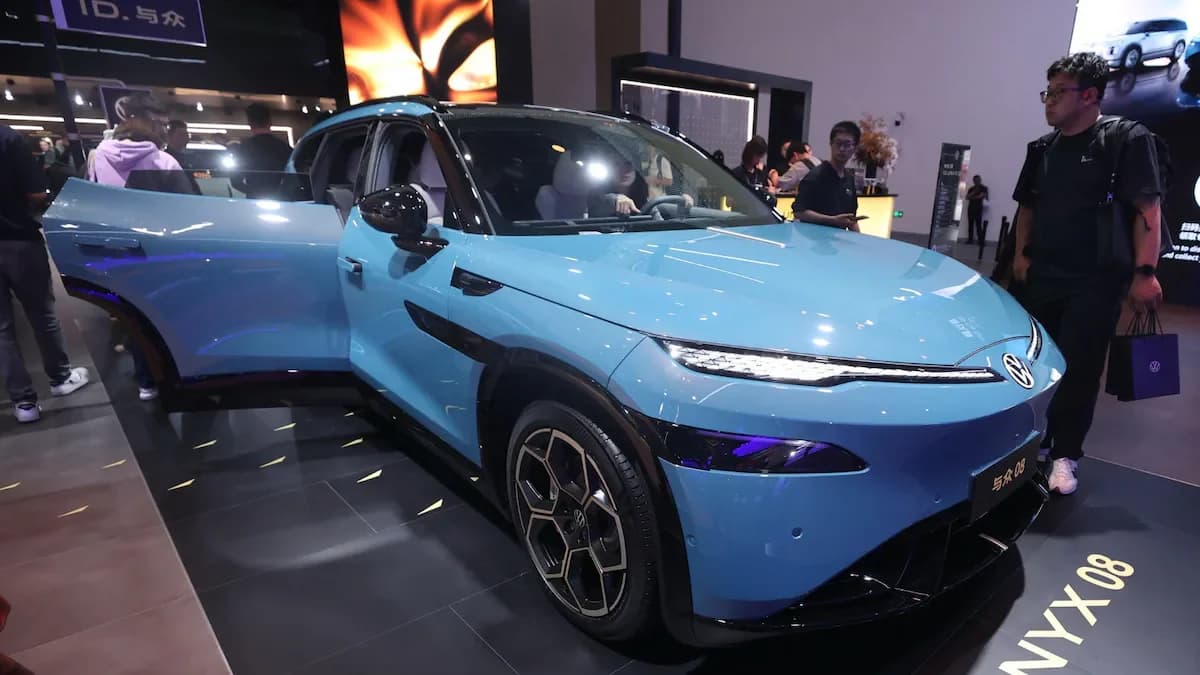 Kina želi ubrzati razvoj automobila umjetnom inteligencijom, ali s rigoroznijim sigurnosnim provjerama