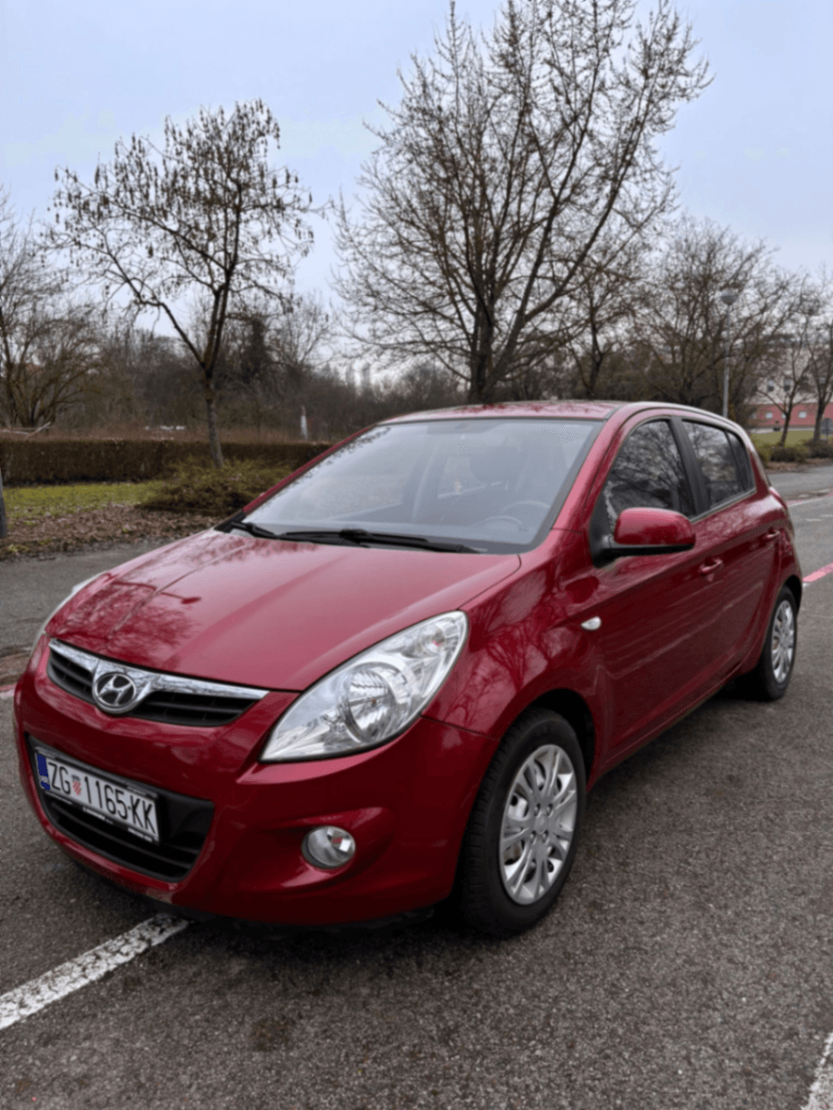 Hyundai i20