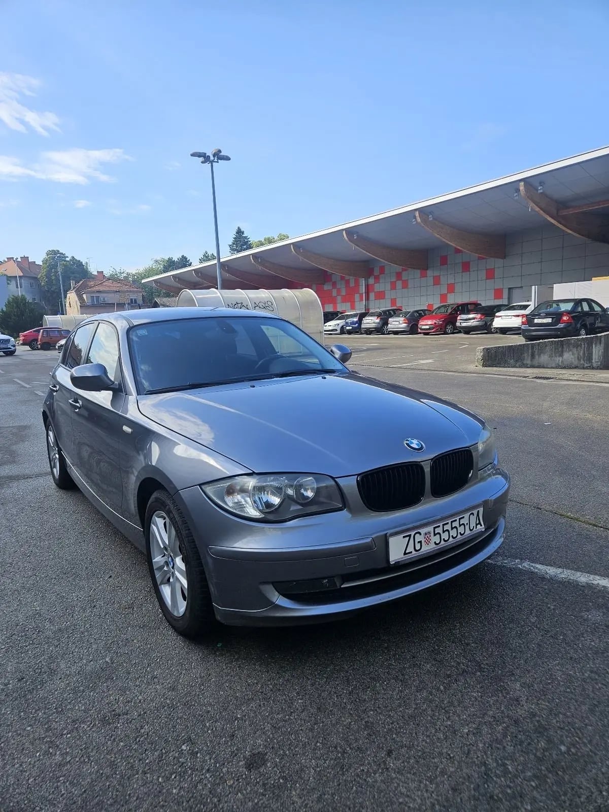BMW 118