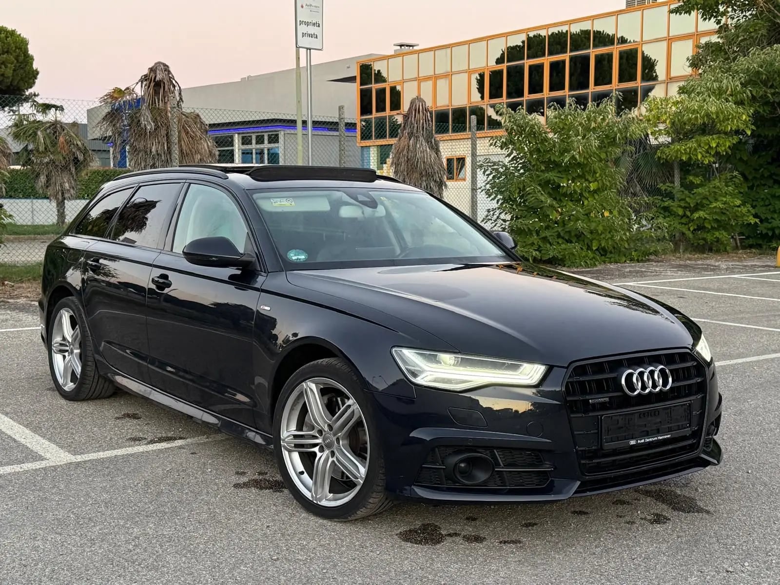 Audi A6 Avant